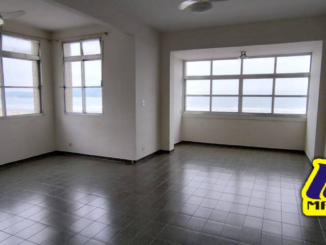 #2598-F - Apartamento para Venda em Santos - SP - 2