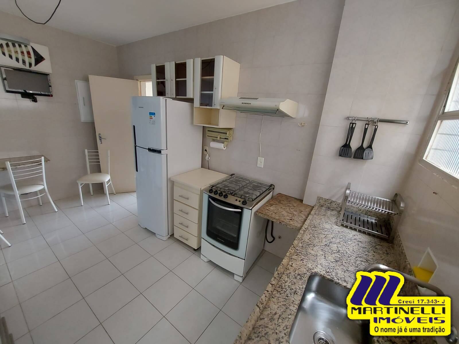 Apartamento à venda com 3 quartos, 150m² - Foto 9