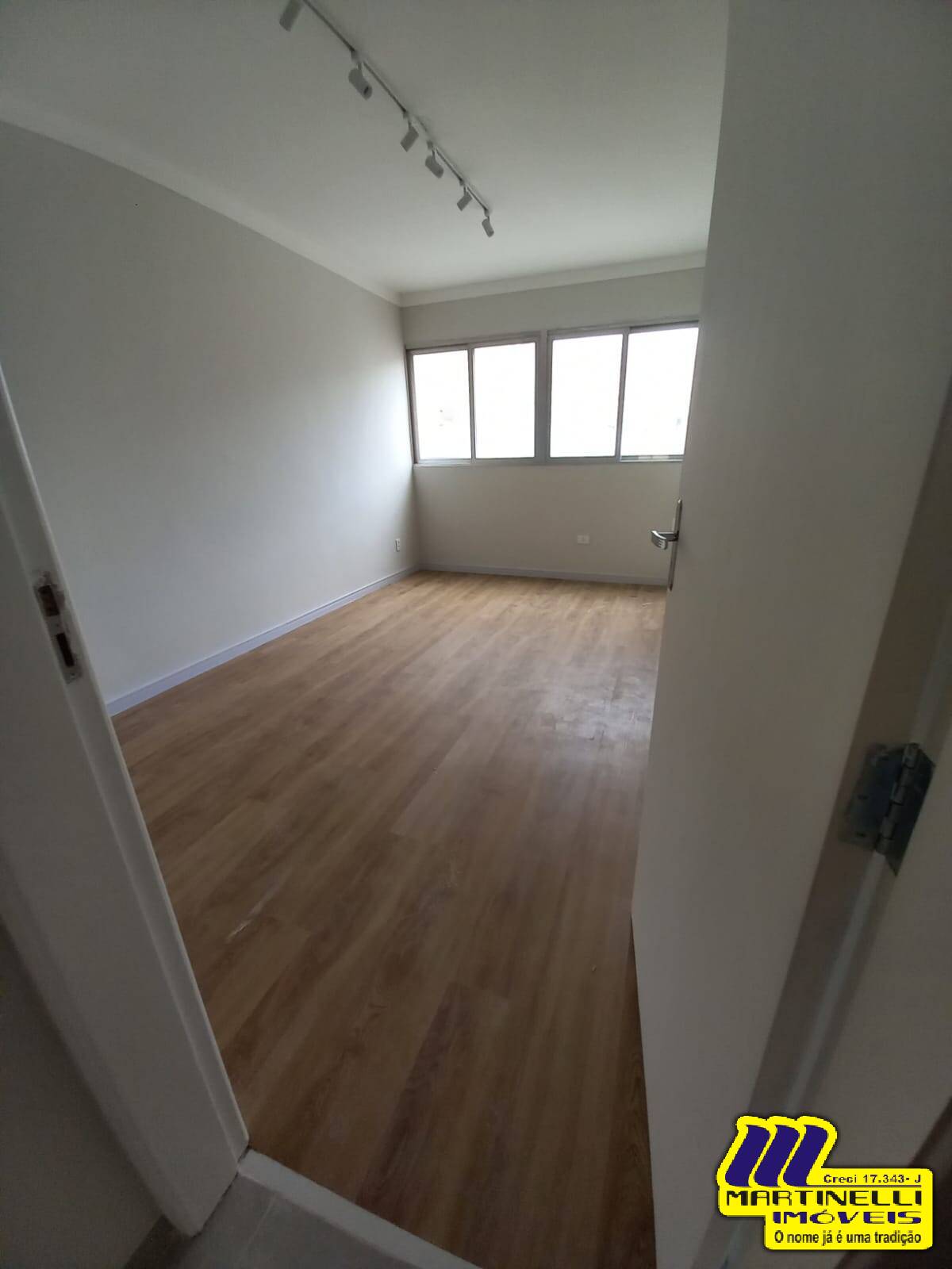 Apartamento à venda com 2 quartos, 100m² - Foto 7