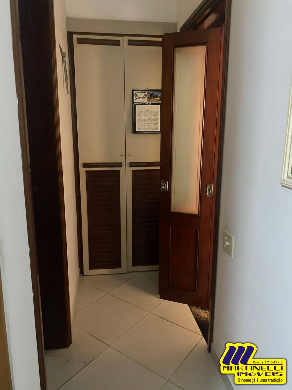 Apartamento para alugar com 4 quartos, 270m² - Foto 16