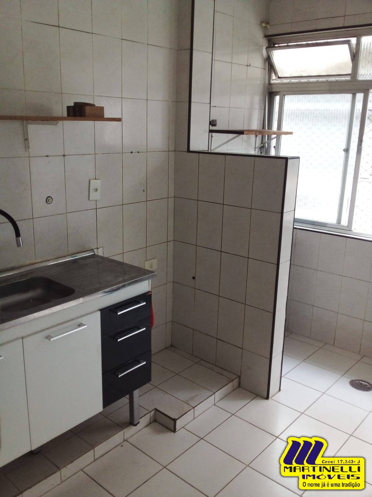 Apartamento à venda com 2 quartos, 70m² - Foto 2