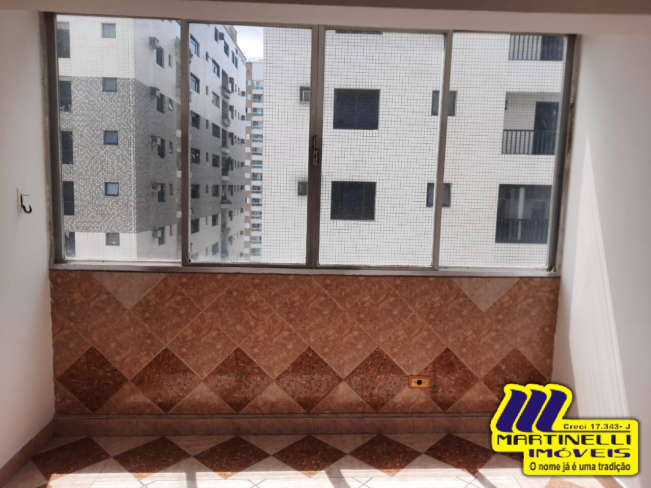 Apartamento para alugar com 1 quarto, 70m² - Foto 2