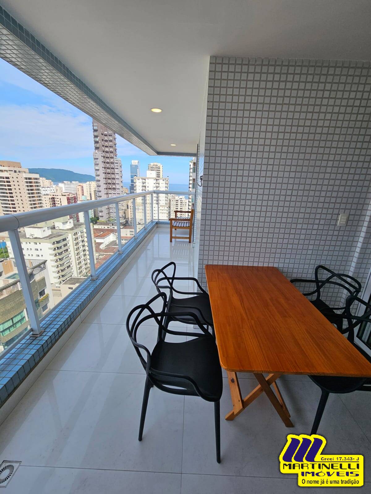 Apartamento à venda com 3 quartos, 114m² - Foto 1