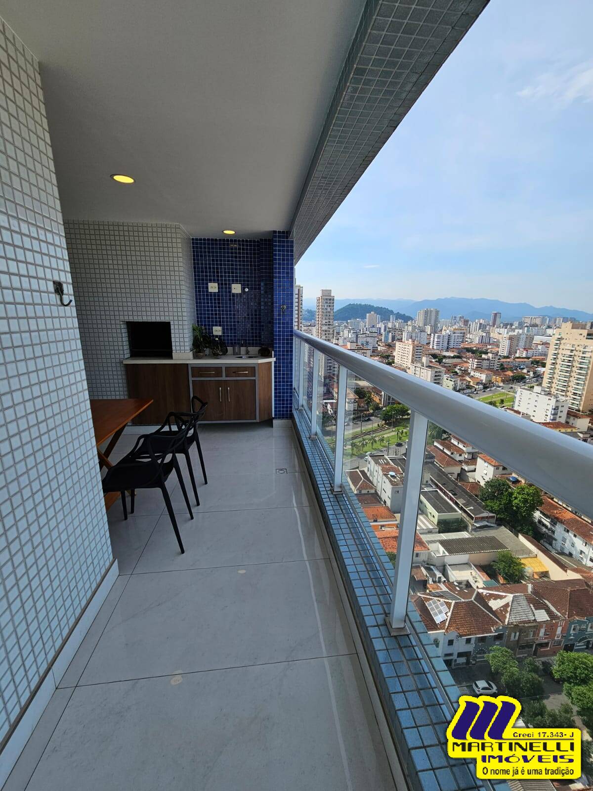 Apartamento à venda com 3 quartos, 114m² - Foto 2