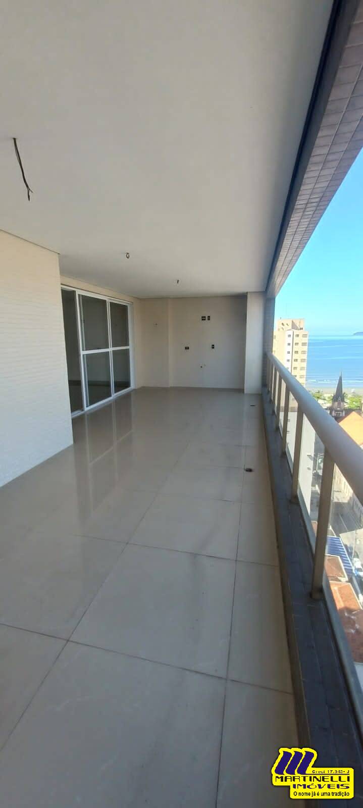 Apartamento à venda com 3 quartos, 210m² - Foto 1